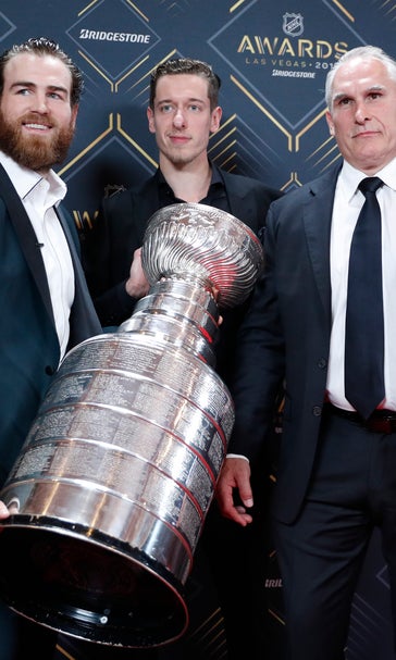 Tampa Bay's Nikita Kucherov wins Hart, Lindsay at NHL Awards